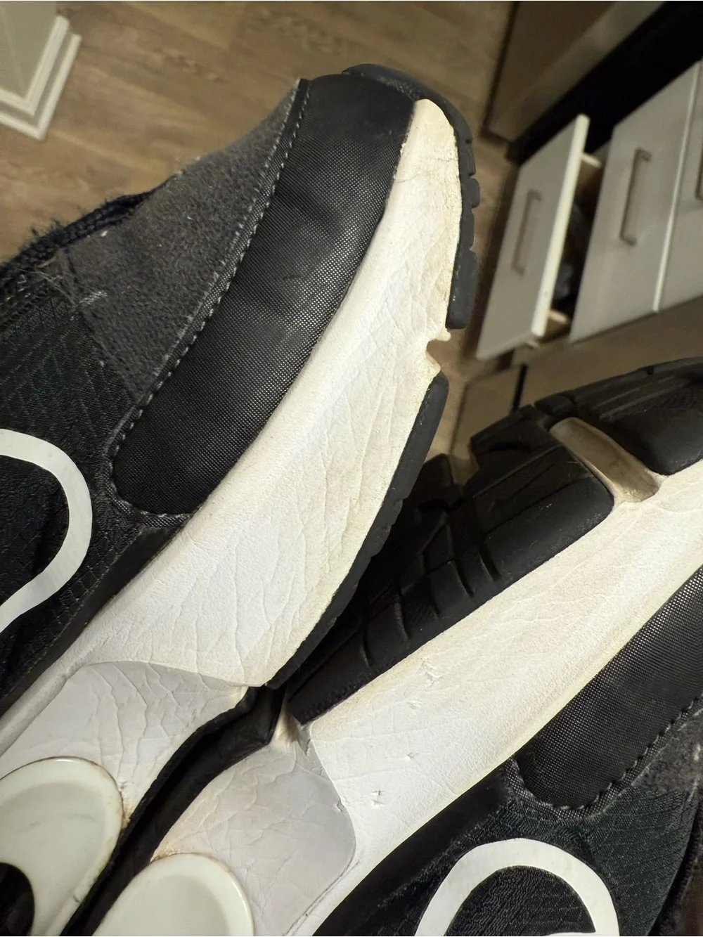 Nike Air Max Interlock Black White DQ2904-001 Athletic Sneaker Women Size 7 Used